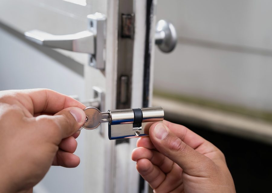 Emergency locksmith service near Mesa