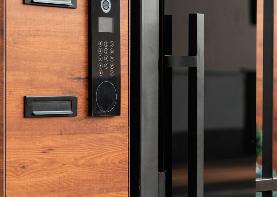 Emergency locksmith service near St Paul