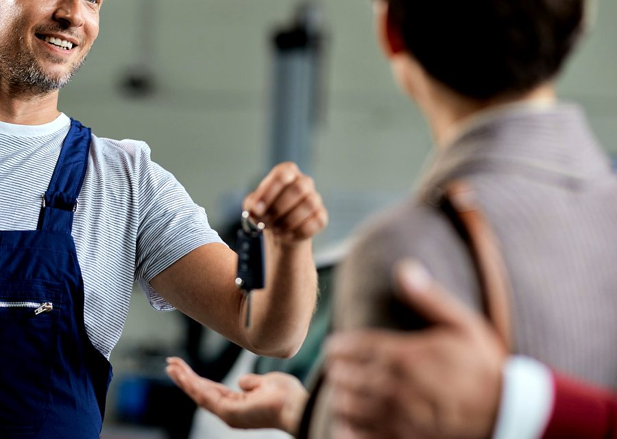 Emergency locksmith service near Los Angeles