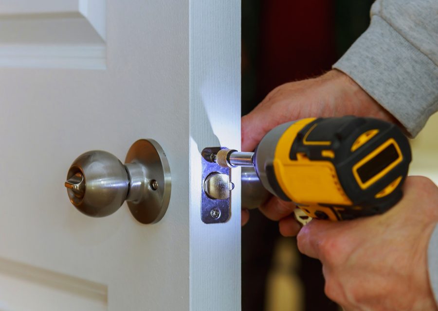 Emergency locksmith service near Chagrin Falls