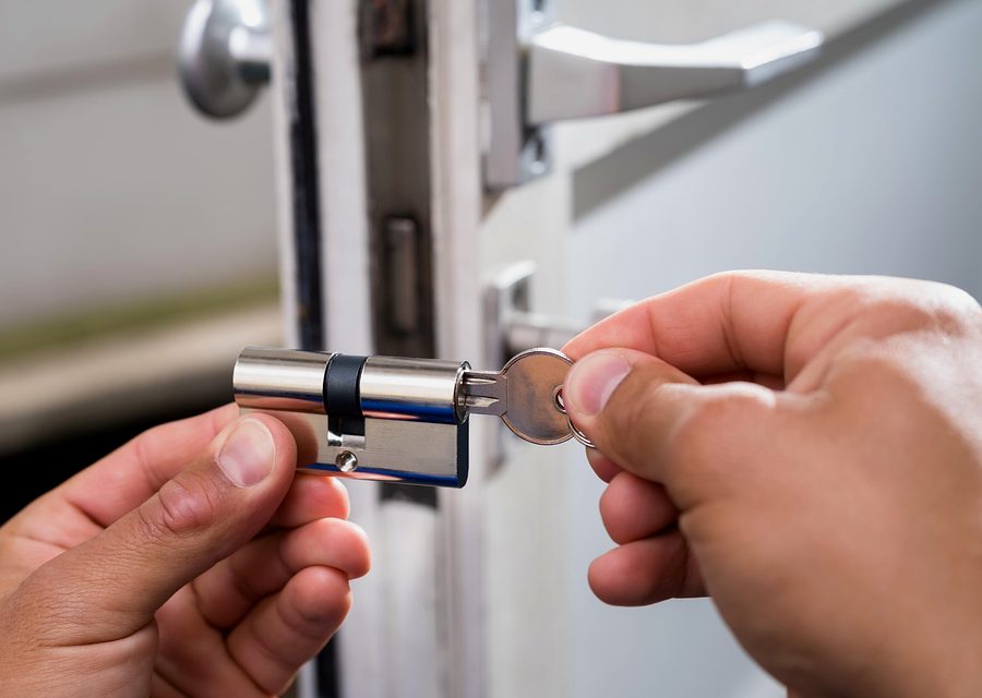 Emergency locksmith service near Columbus