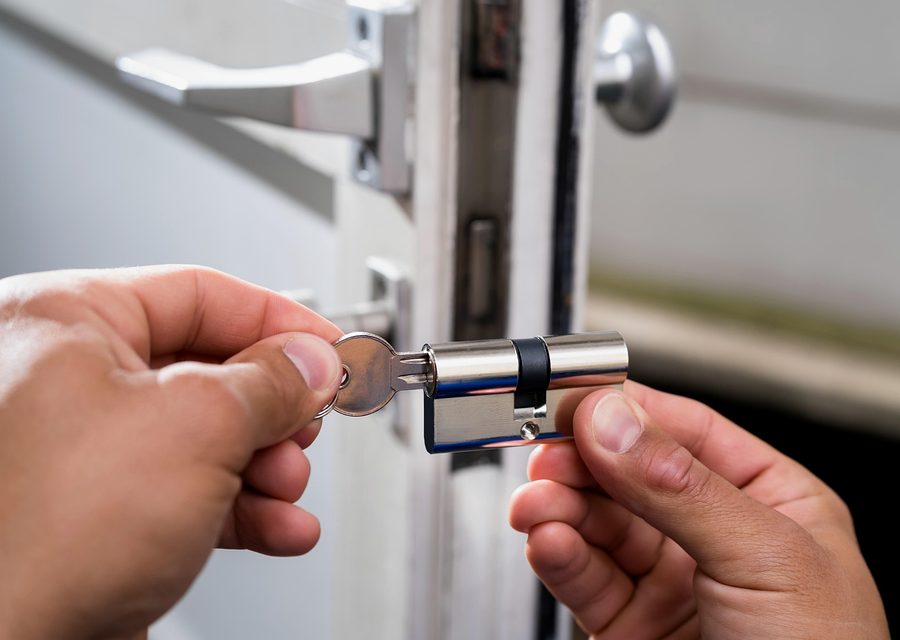 Emergency locksmith service near Fort Lauderdale