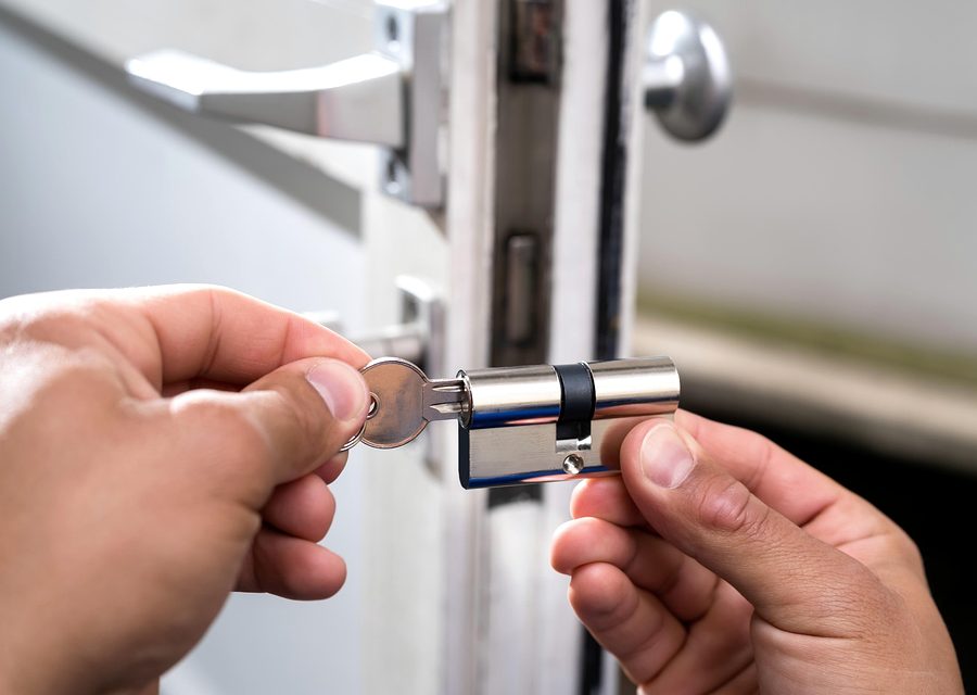 Emergency locksmith service near Lincolnshire