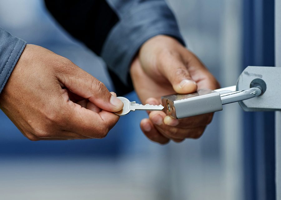 Emergency locksmith service near Pewaukee