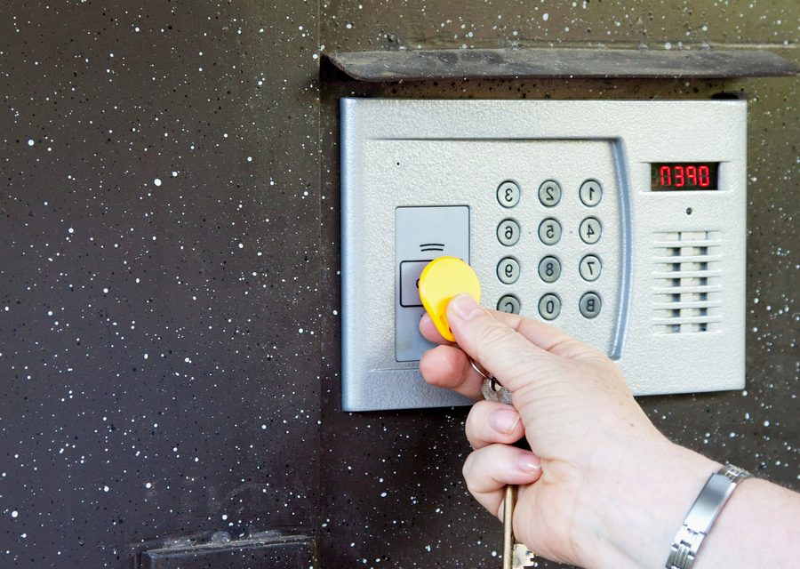 Emergency locksmith service near Federal Way