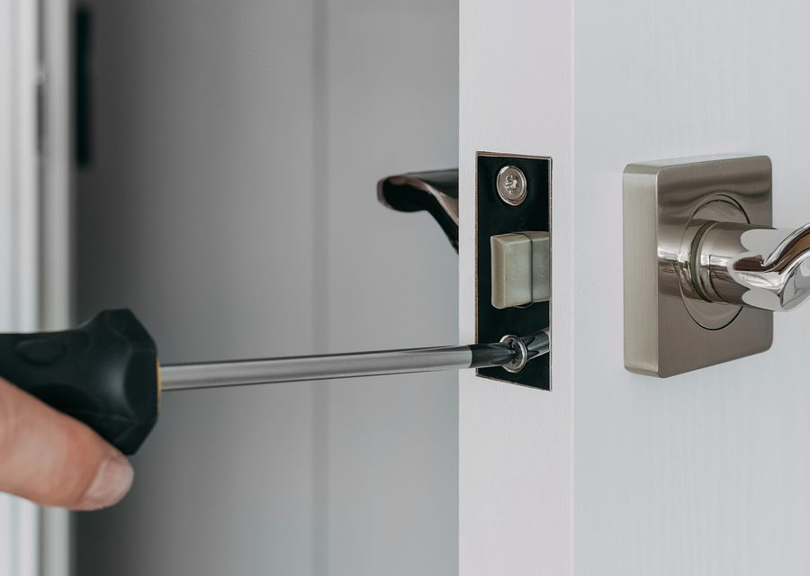 Emergency locksmith service near Houston