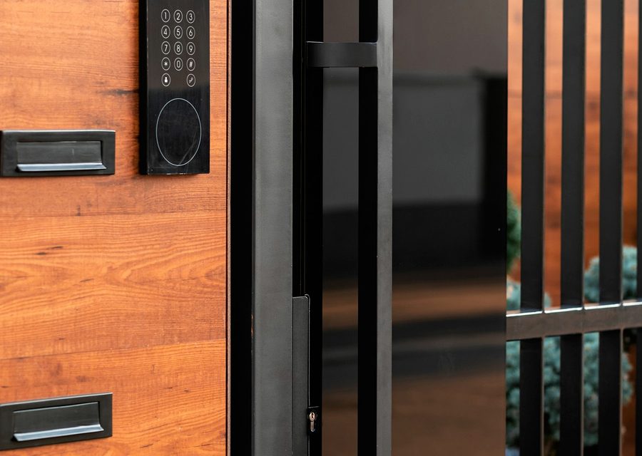 Emergency locksmith service near Sunrise