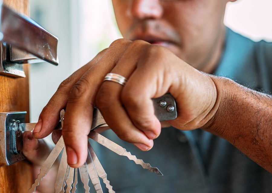 Emergency locksmith service near New York