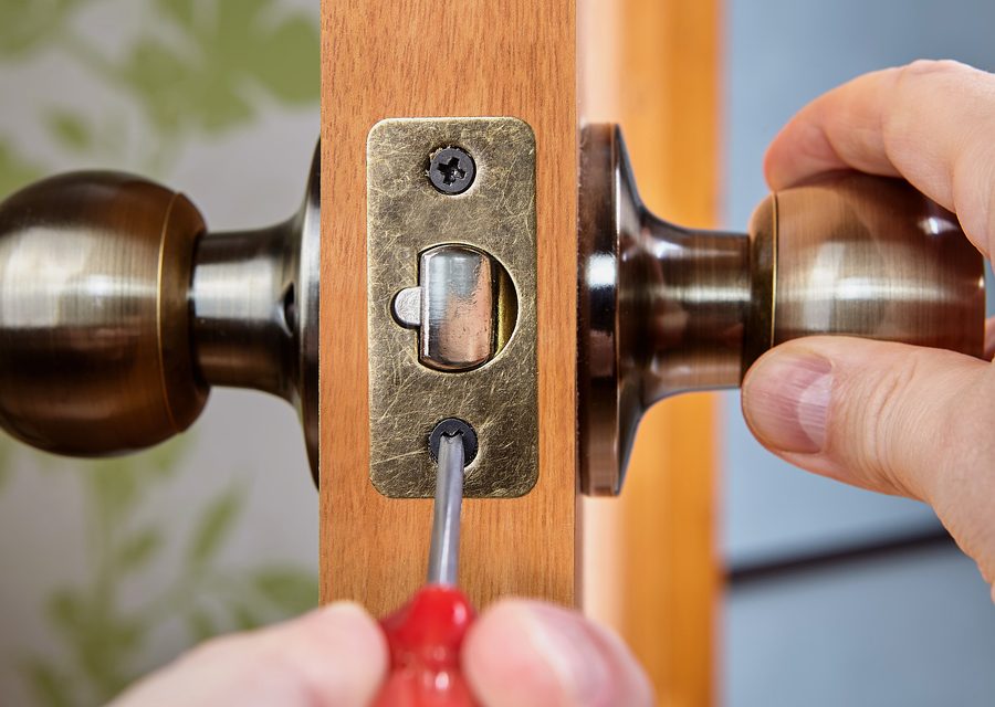 Emergency locksmith service near Maryland Heights