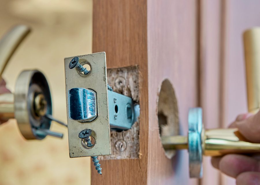 Emergency locksmith service near Kenner