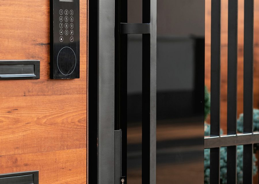 Emergency locksmith service near Libertyville