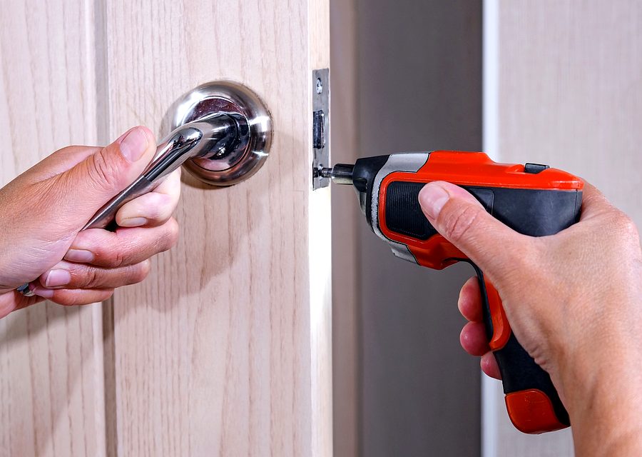 Emergency locksmith service near Maple Grove
