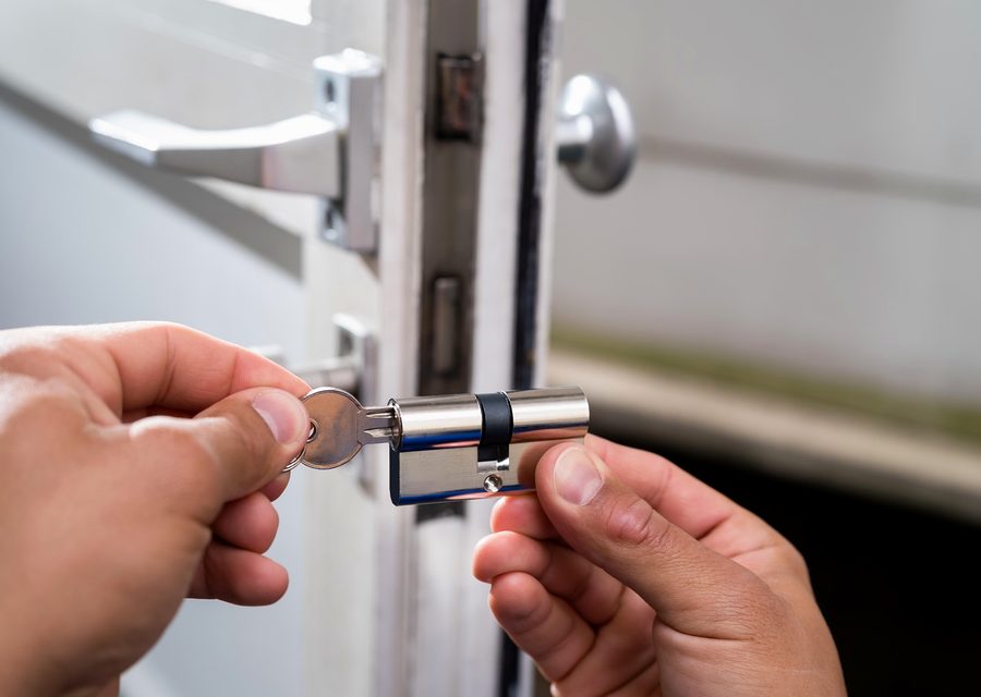 Emergency locksmith service near Hempstead