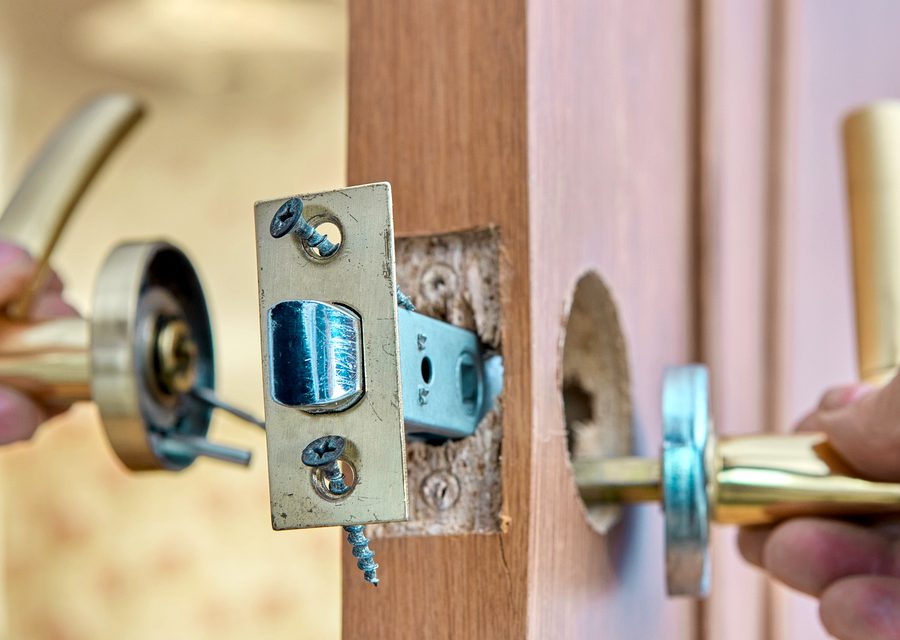 Emergency locksmith service near Pasadena
