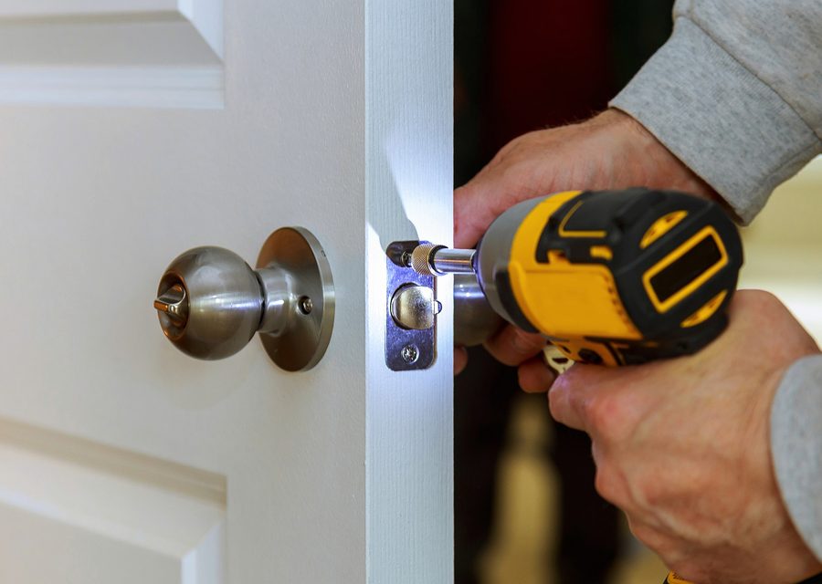 Emergency locksmith service near Broomfield