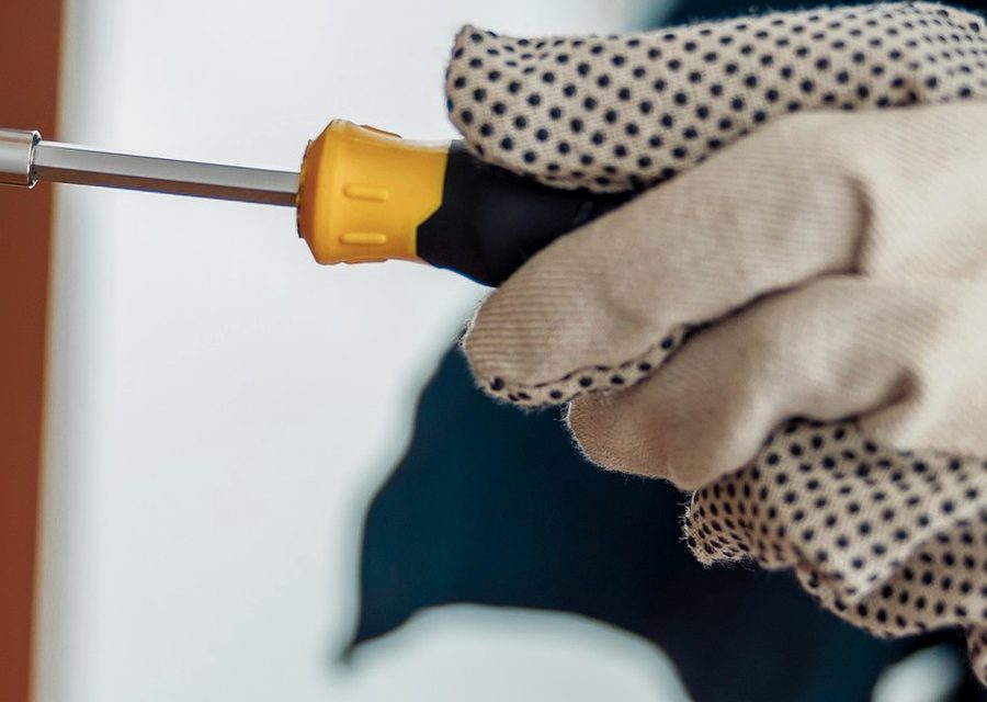 Emergency locksmith service near Englewood Cliffs