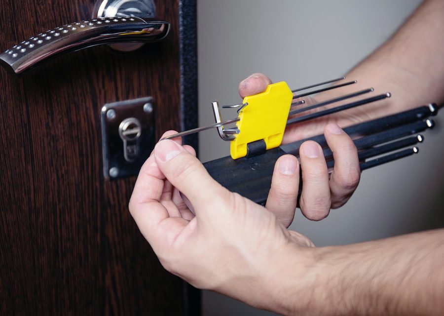 Emergency locksmith service near Flower Mound
