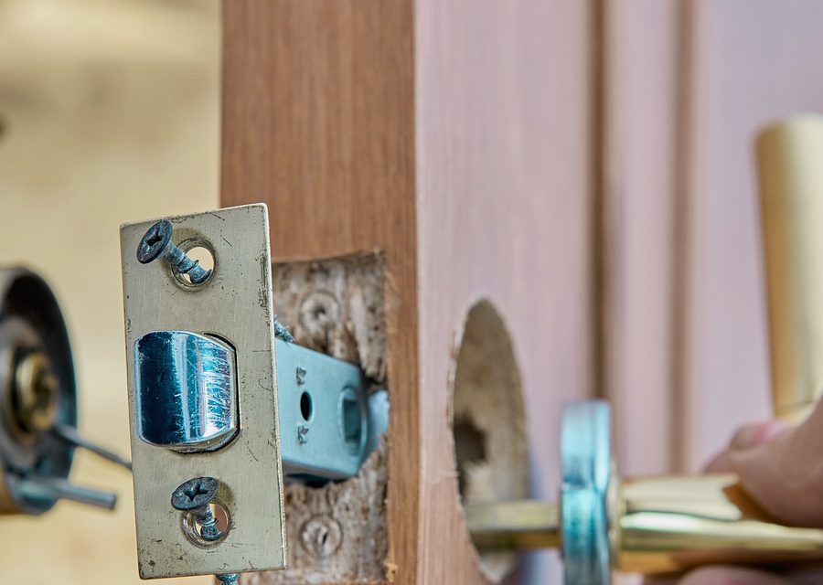 Emergency locksmith service near Torrance
