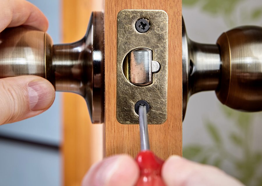 Emergency locksmith service near Lakewood