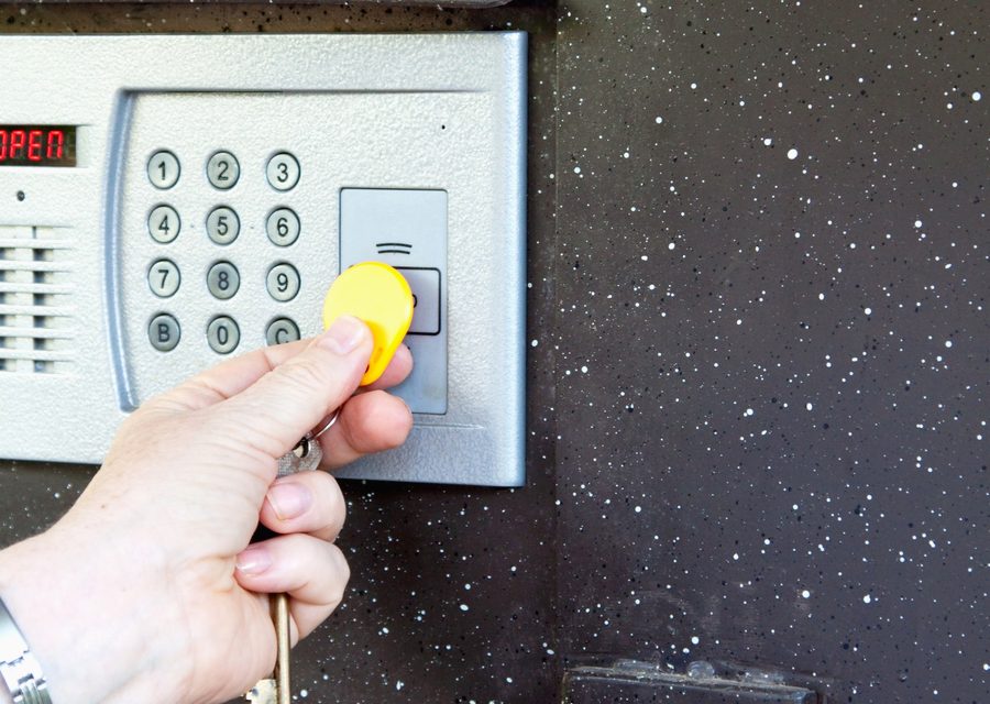 Emergency locksmith service near Huntington