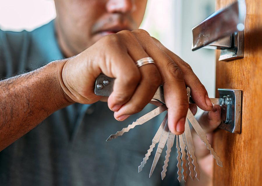 Emergency locksmith service near Orlando