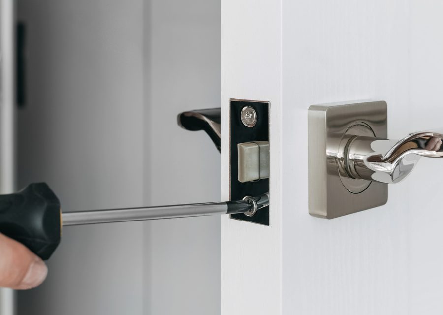 Emergency locksmith service near Fort Myers