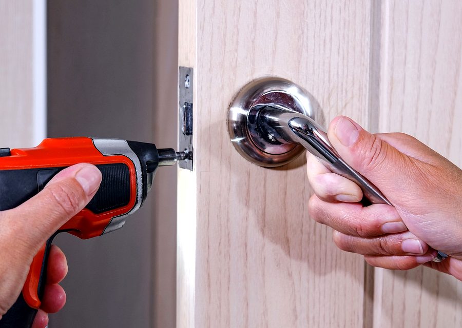 Emergency locksmith service near Laguna Hills