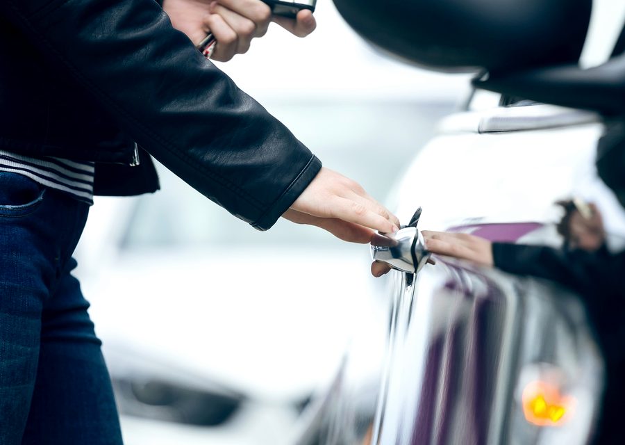 Emergency locksmith service near White House