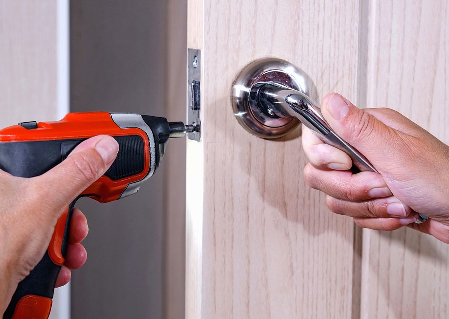 Emergency locksmith service near Avalon