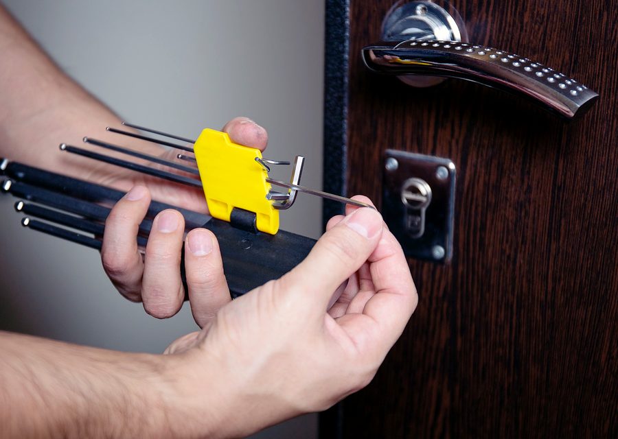 Emergency locksmith service near West Friendship