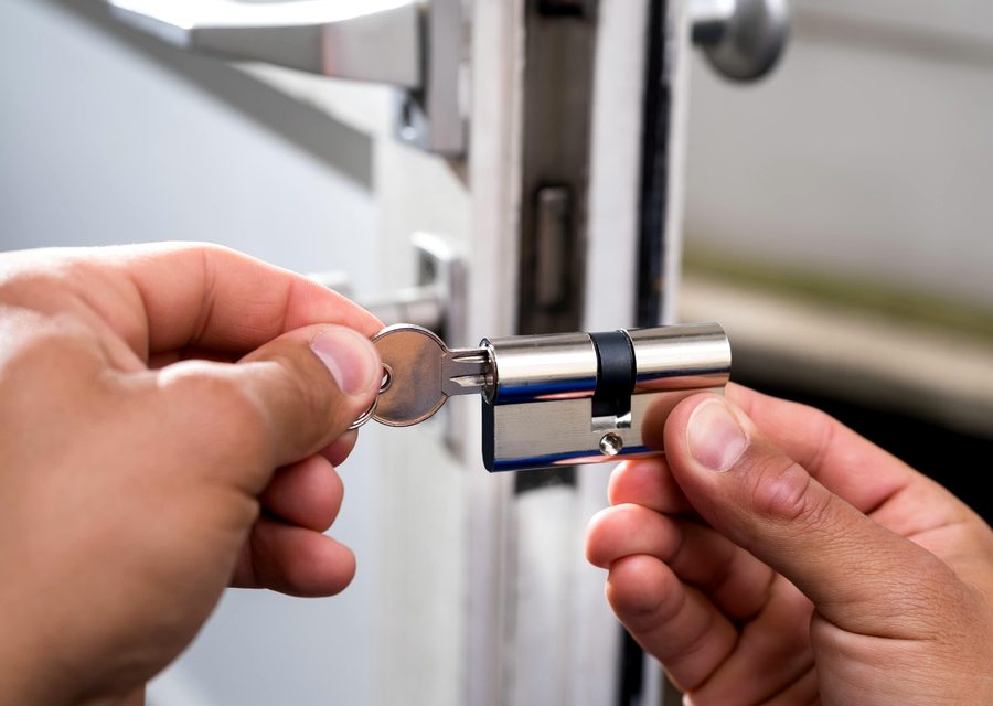 Emergency locksmith service near Brookhaven