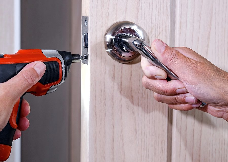 Emergency locksmith service near Naperville
