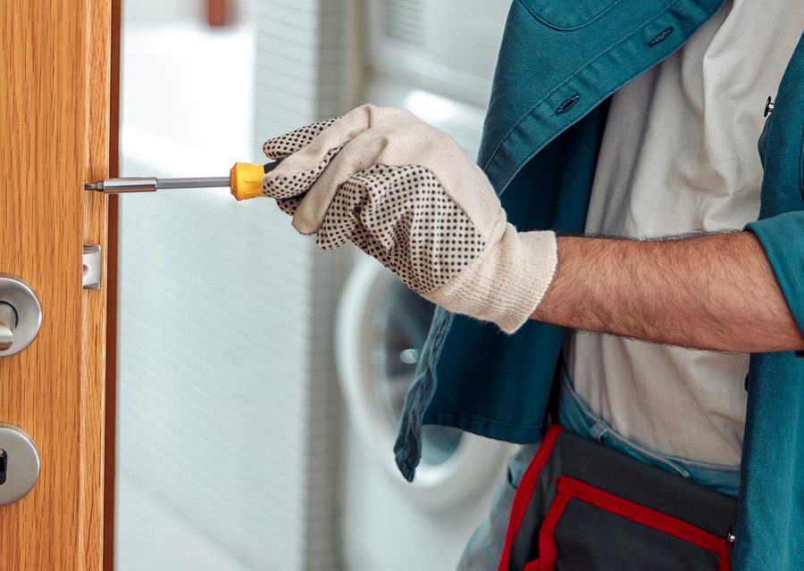 Emergency locksmith service near Matawan
