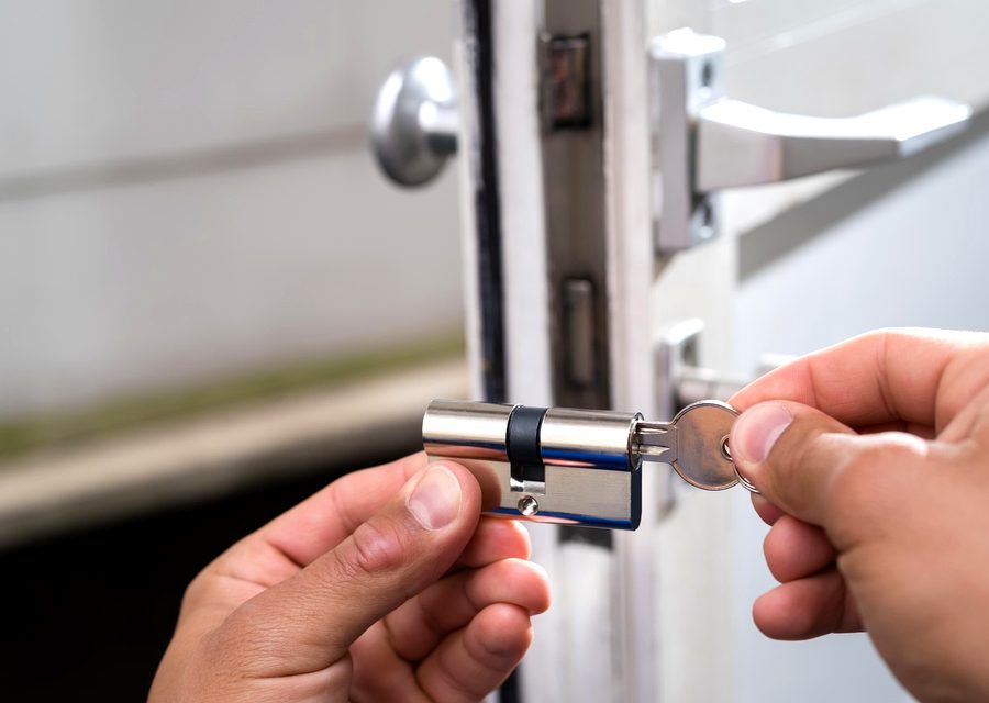 Emergency locksmith service near Beaverton