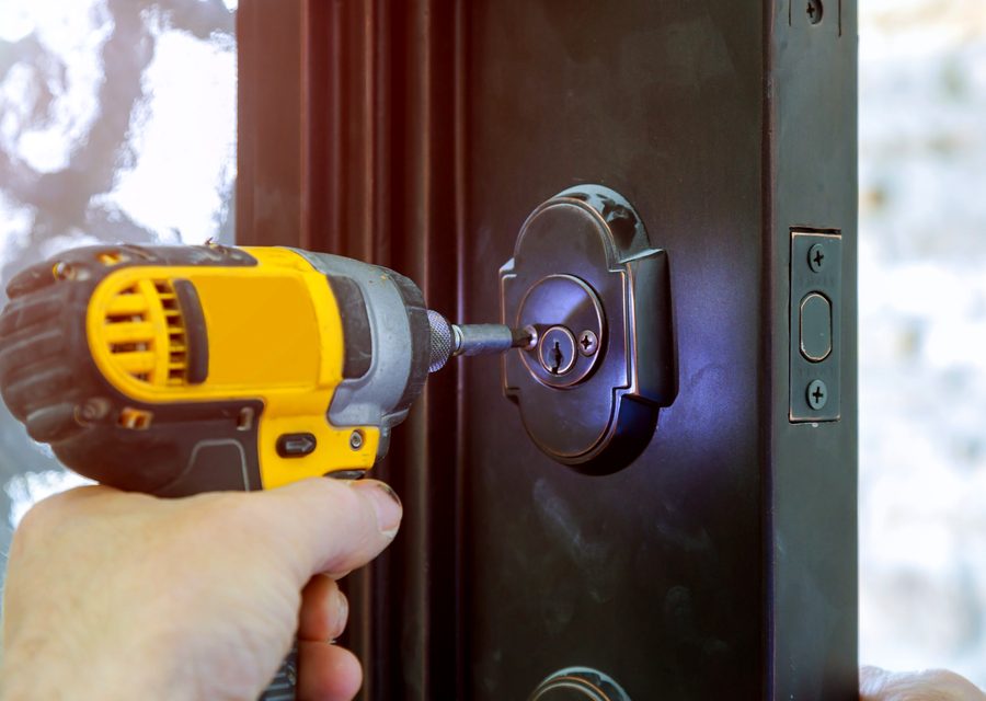Emergency locksmith service near Niles