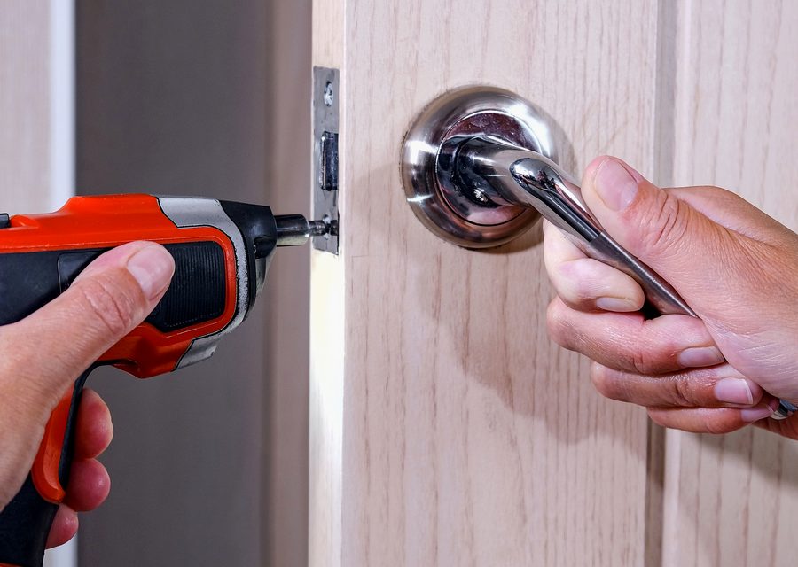 Emergency locksmith service near Bensenville
