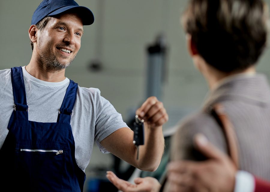Emergency locksmith service near Clinton