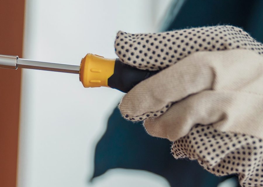 Emergency locksmith service near Sherwood