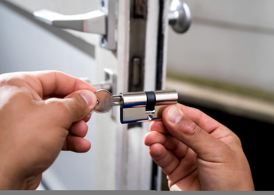 Emergency locksmith service near Hermosa Beach