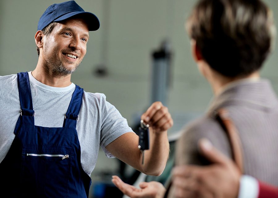 Emergency locksmith service near Louisville