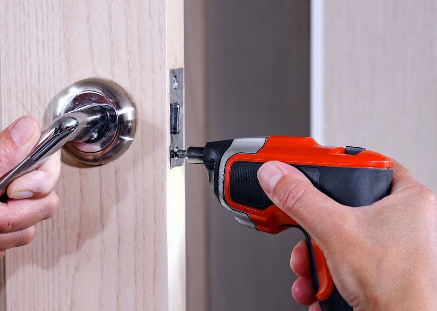 Emergency locksmith service near Nashville