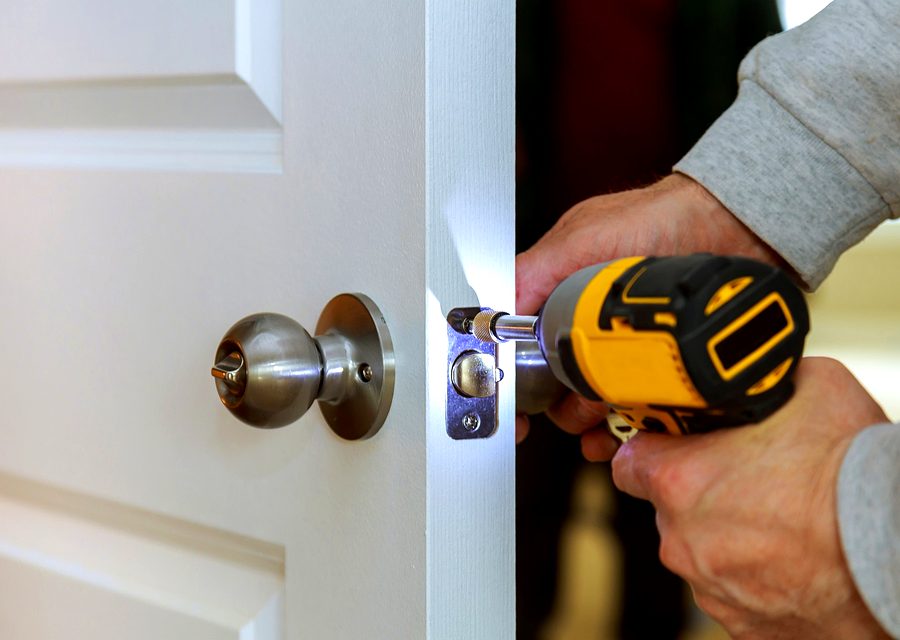 Emergency locksmith service near Hampton