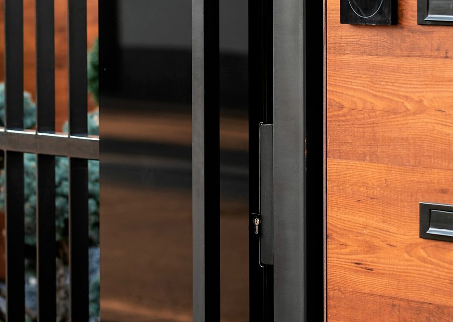 Emergency locksmith service near Nashville