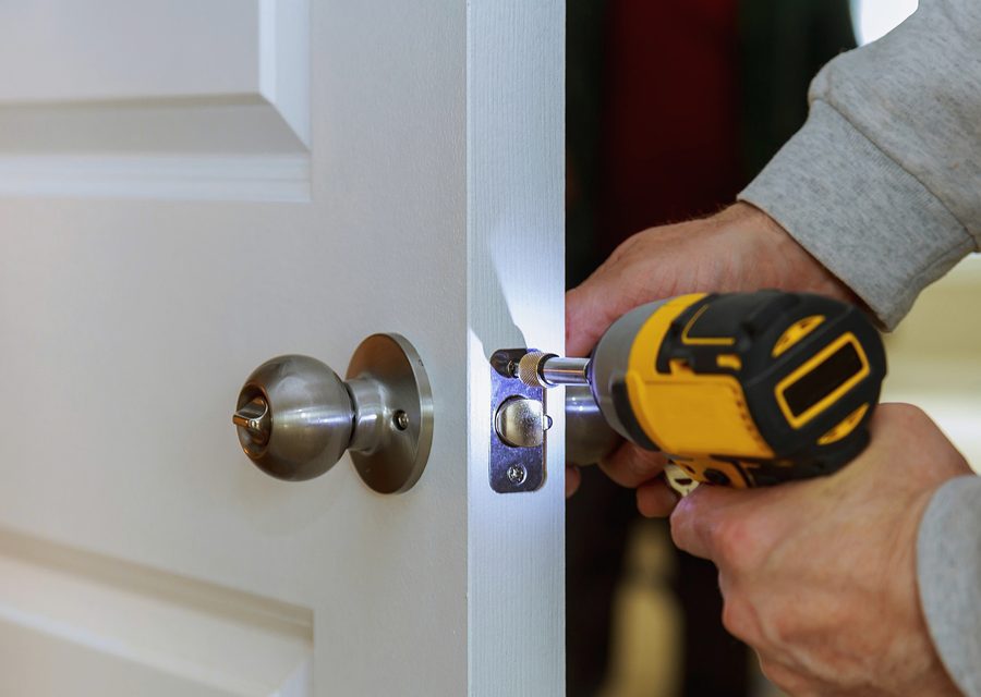 Emergency locksmith service near San Antonio