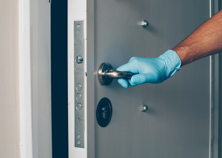 Emergency locksmith service near Tustin
