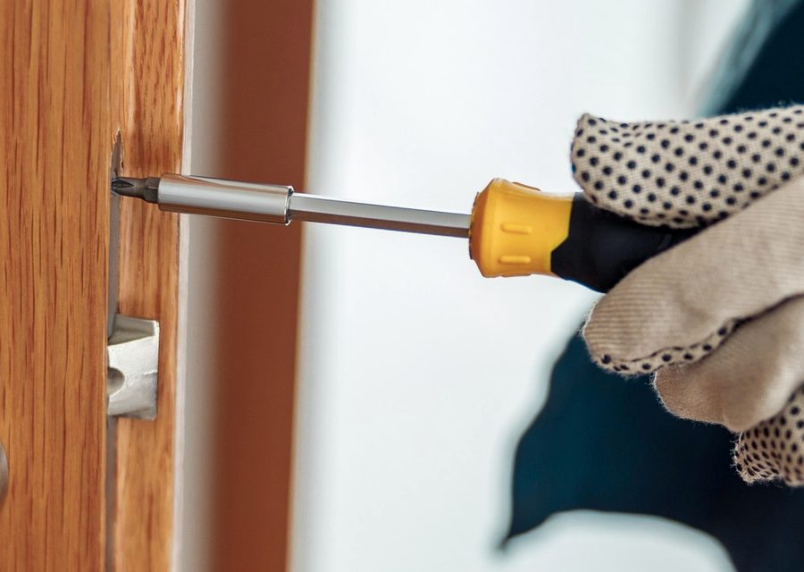 Emergency locksmith service near Palm Harbor