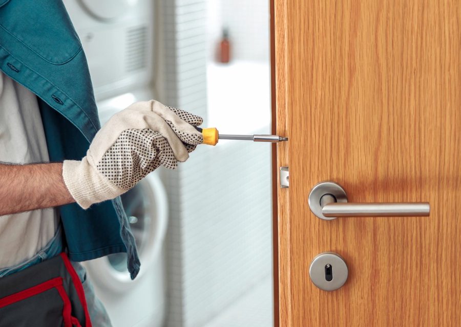 Emergency locksmith service near Fort Washington