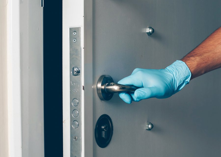 Emergency locksmith service near Long Beach