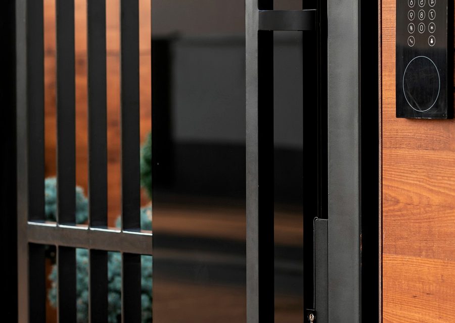 Emergency locksmith service near Aberdeen