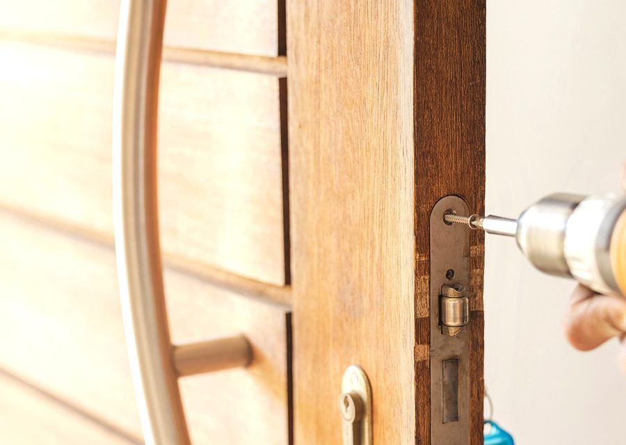 Emergency locksmith service near Madison